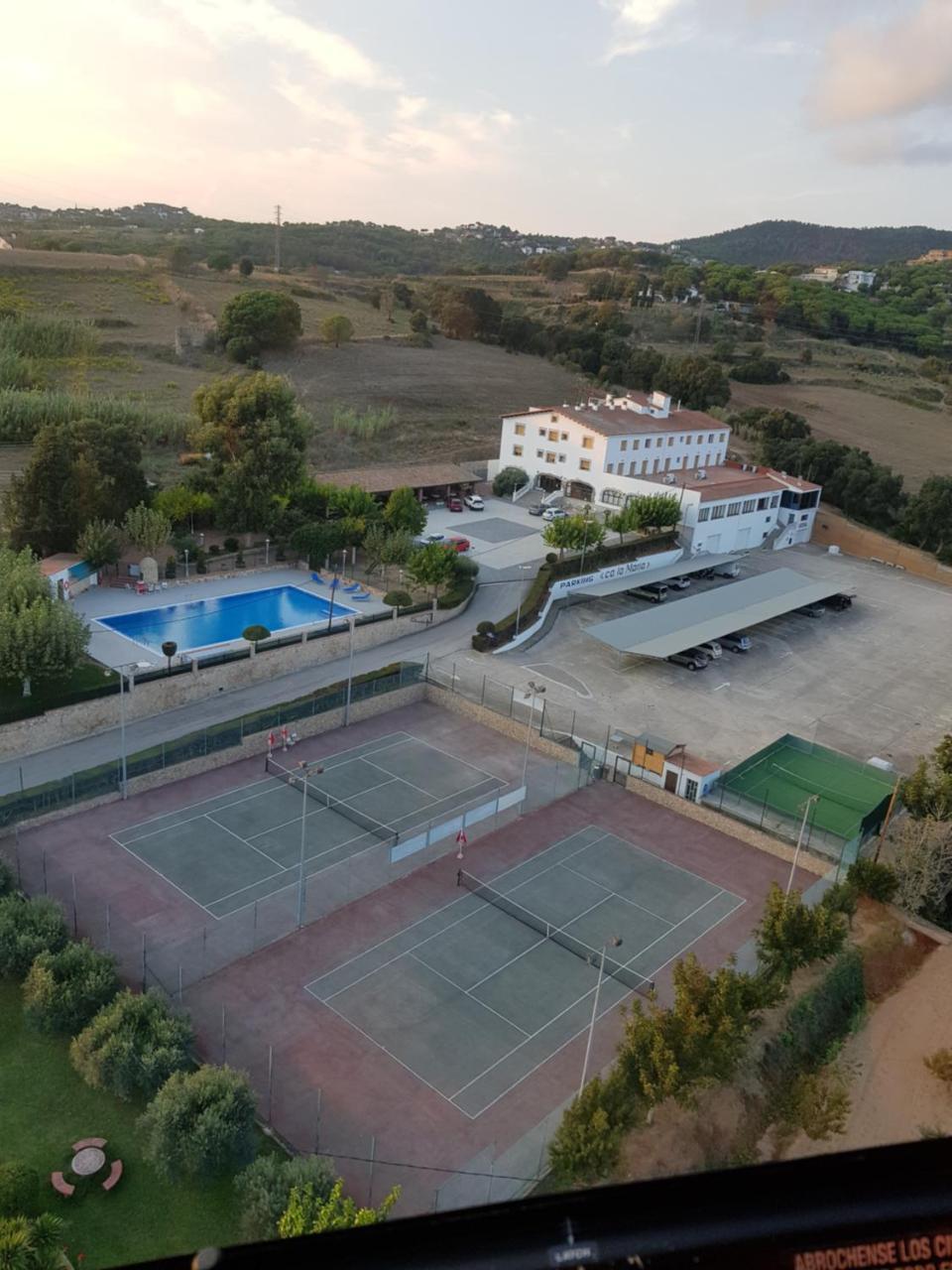 Ca La Maria Hotel Tordera Exterior photo